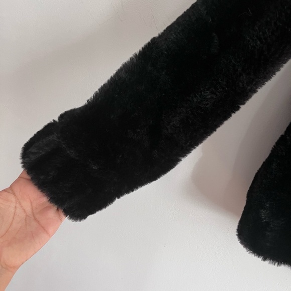 BLANKNYC Black Hooded Faux Fur Cozy Jacket - Picture 7 of 8